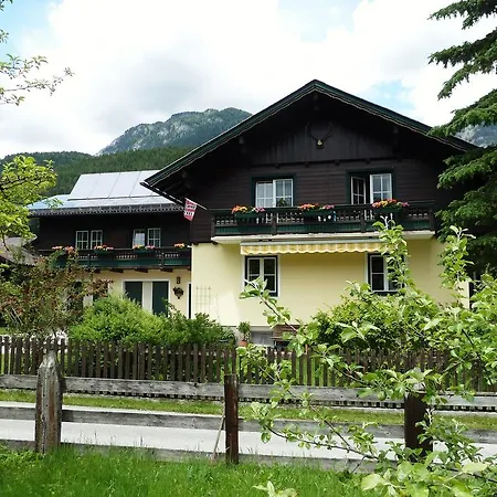 Ferienwohnung Schoenauer Haus im Ennstal Exterior photo