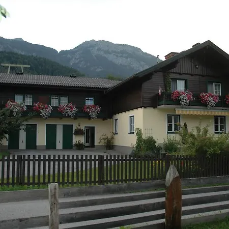 Ferienwohnung Schoenauer Haus im Ennstal Exterior photo