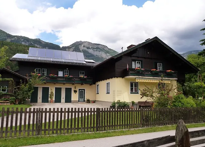 Ferienwohnung Schoenauer